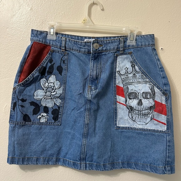 Hand painted denim skirt size 12 - Picture 1 of 4